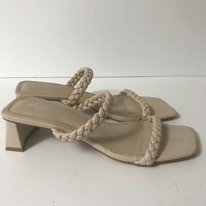 Mixx Shuz size 11 Two Strap heeled Sandals